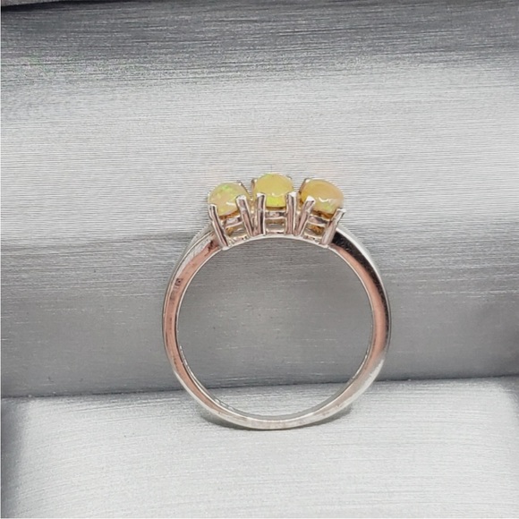 Genuine Ethiopian Triple Oval Welo Opal 925 Sterling Silver Ring - Picture 2 of 7